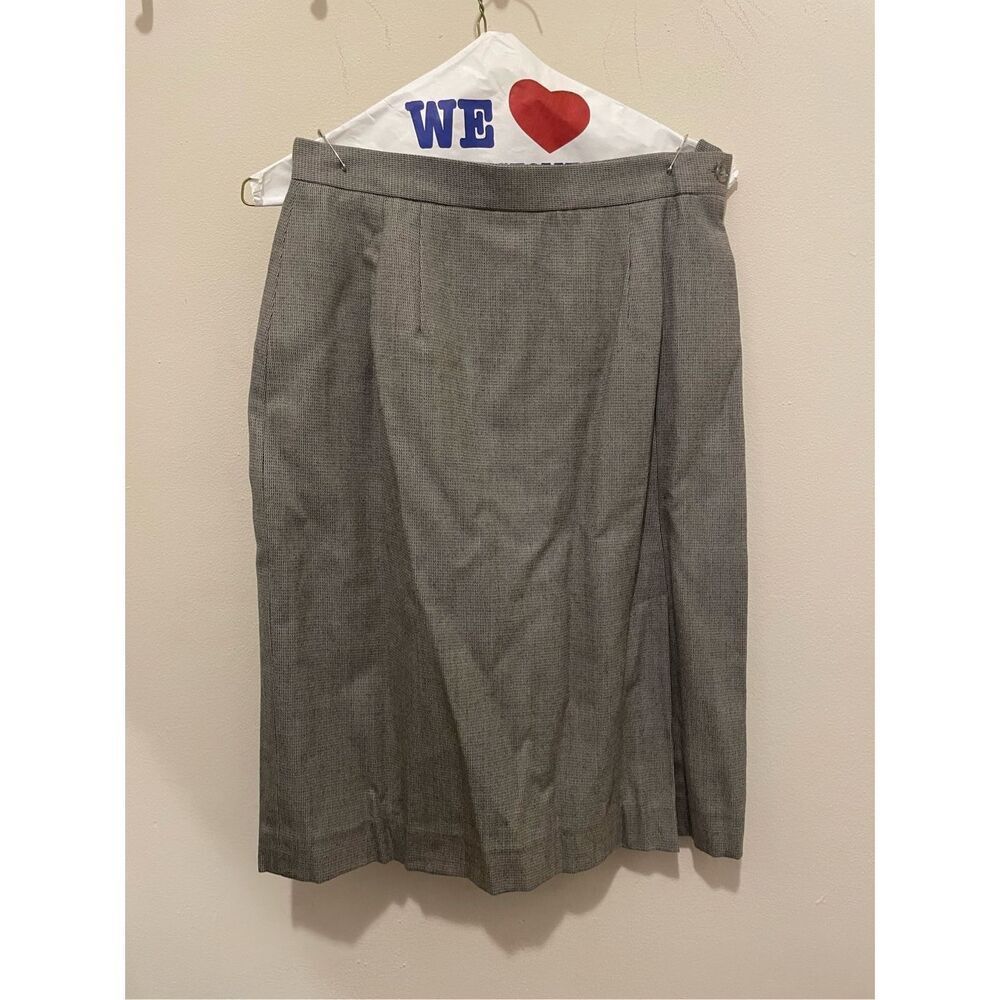 Vintage Harvé Bernard by Bernard holtzman wool skirt black and white size 6